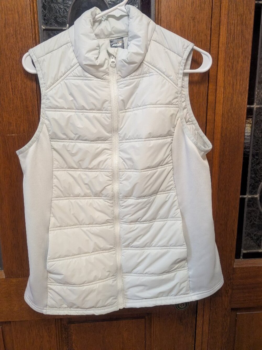 Womens white athleisure vest, size Large